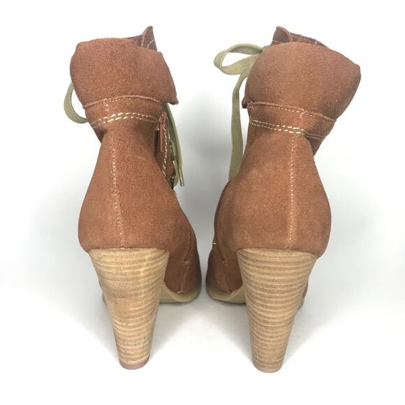 Chinese Laundry Fearsome Suede Booties Heels Womens 8M - Picture 5 of 15